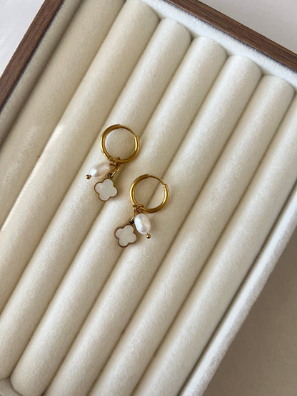 Marie pearl clover earrings