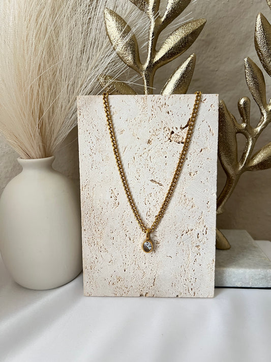 Leah Pendant Necklace