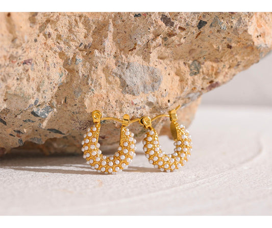 Small pearl earrings (hoop)