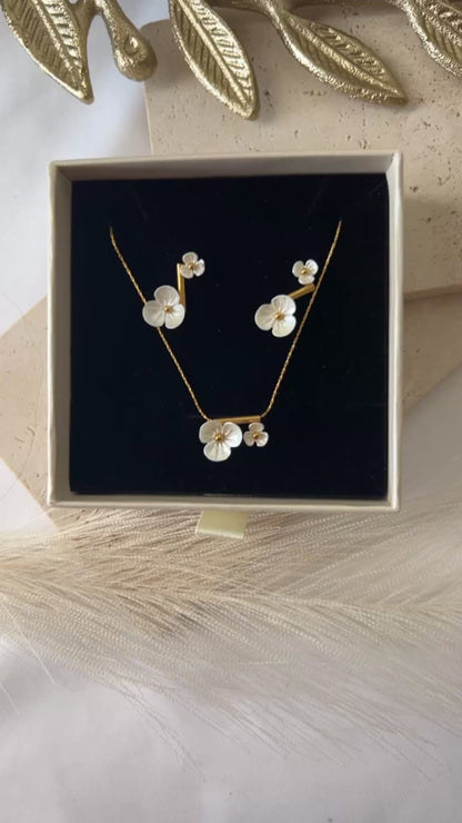 Flora Set | Earring + Necklace